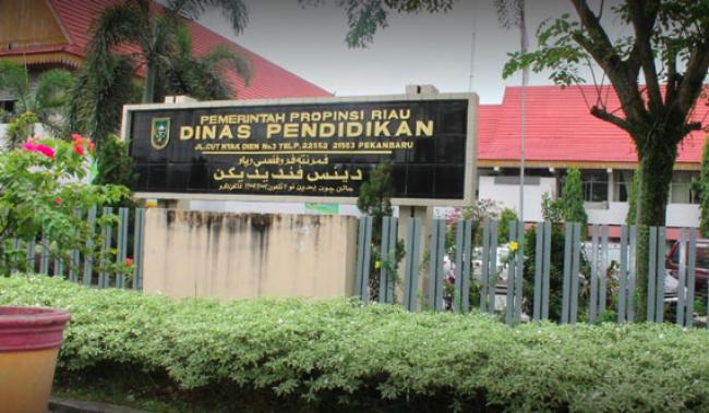 Pemprov Riau Perpanjang Libur Sekolah SMA/SMK Sederajat