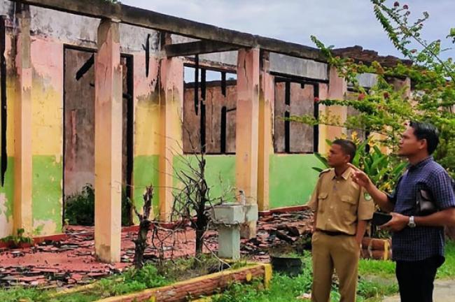 Serda Dedy Laksanakan Komsos ke SMPN 1 Rambah yang Terbakar Dua Tahun Silam