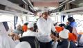 Haru Bercampur Bangga, Bupati Alfedri Sambut Kepulangan 107 Jemaah Haji Kabupaten Siak