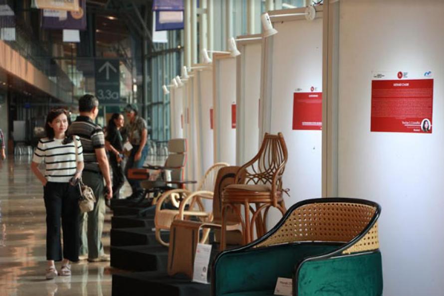 Desainer Furniture Indonesia Unjuk Gigi di IFFINA 2023