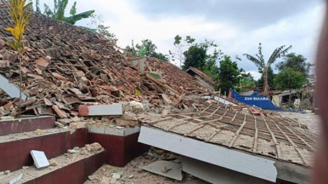 Diguncang Gempa 5,6 Magnitudo, RSUD Cianjur hingga Pondok Pesantren Rusak