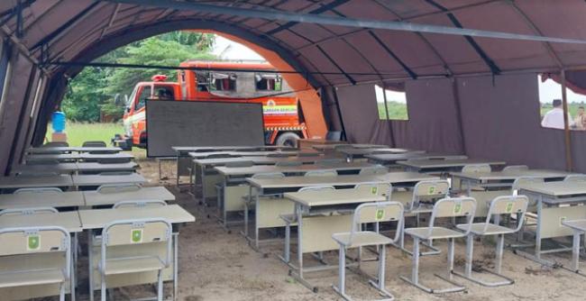 Sekolah Terendam Banjir, BPBD Rokan Hulu Dirikan Tenda Agar Siswa Bisa Belajar