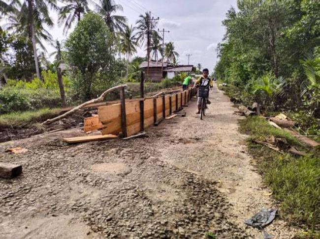 Jalan Patah di Desa Tanjung Akhirnya Diperbaiki